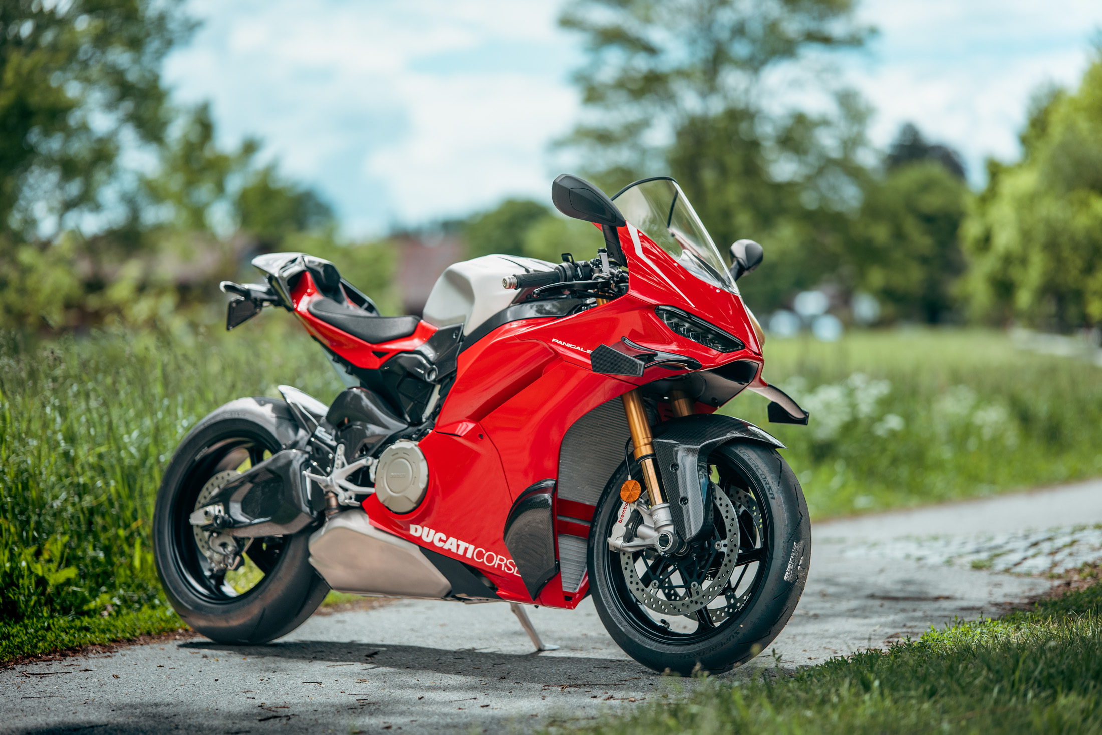 Ducati Panigale V4 R 2026 mit Ilmberger Carbon Verkleidung in Sichtcarbon-Optik Carbon Panigale V4 R 2026 von Ilmberger_Bild1.jpg