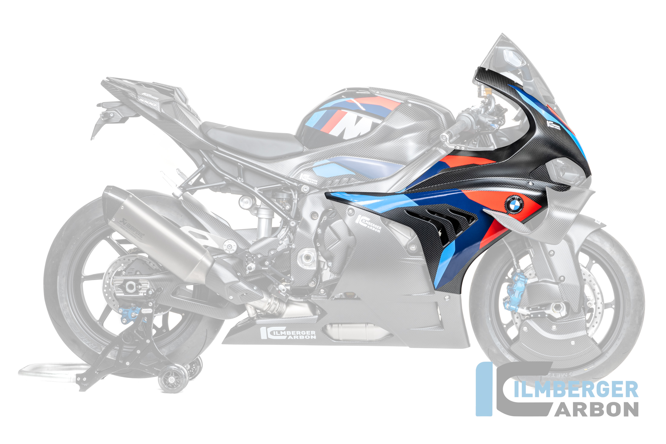 BMW M1000RR met complete carbon zijbekleding in Black Diamond Finish bij daglicht MM_VER_006_M125S.jpg